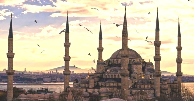 Adana Bayram Namazı Saati Belli Oldu! Hangi Saatte Kılınacak?